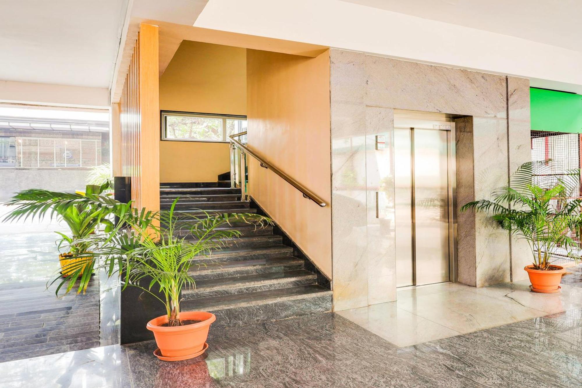 Super Townhouse Visakhapatnam Exterior foto
